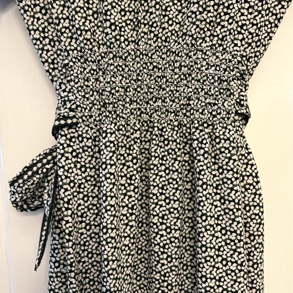Max Studio Women’s Faux Wrap Dress, Size Large. Black, With Small White Floral. - Picture 5 of 7